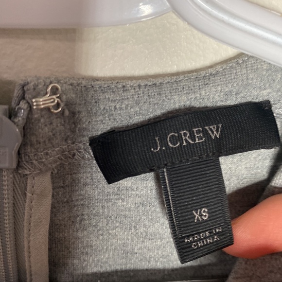 J Crew Fun in Fringe sleeveless top with fringe border hem size XS - Picture 11 of 13